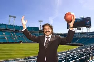 Shahd Khan embodies The American dream.Come to the US, work your ass off, stay focused ... and you can achieve your dreams.