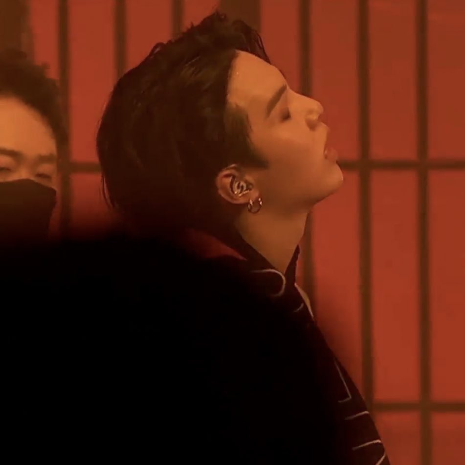 201010 yoongi - a thread because that was a cultural reset