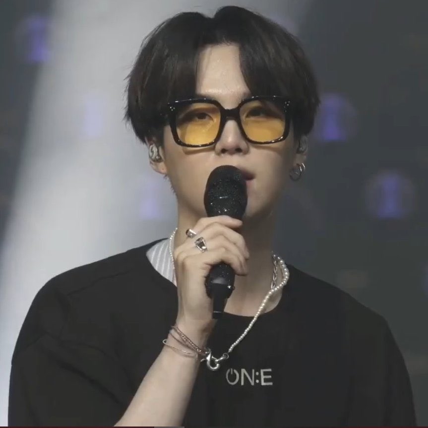 201010 yoongi - a thread because that was a cultural reset