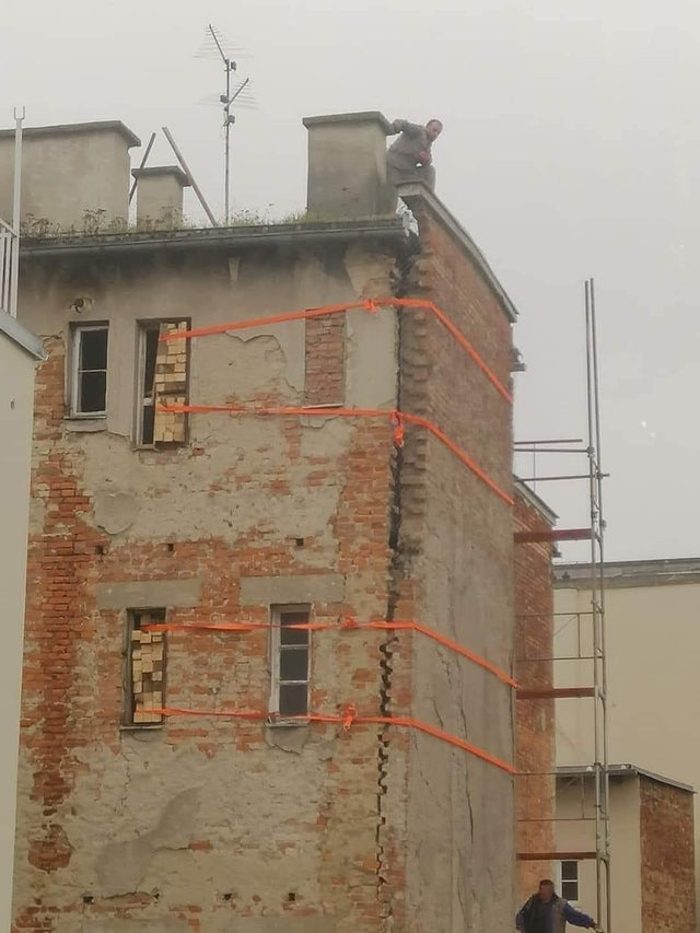 EngineerDeck's tweet image. I mean it's standing
#Engineering