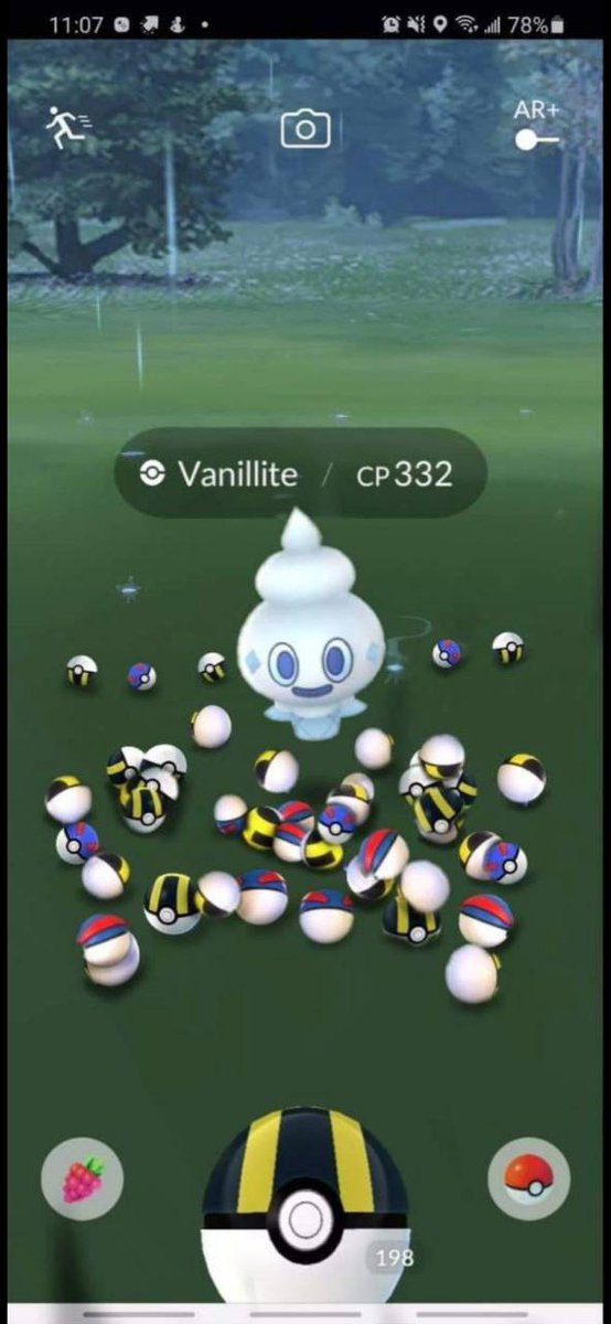 lekauer's tweet photo. Catch rate do sorvete é tão ridículo que estou rindo é de nervoso.
#pokemongo #shiny #geekgirls #catchrate https://t.co/oOhOyRiGky
