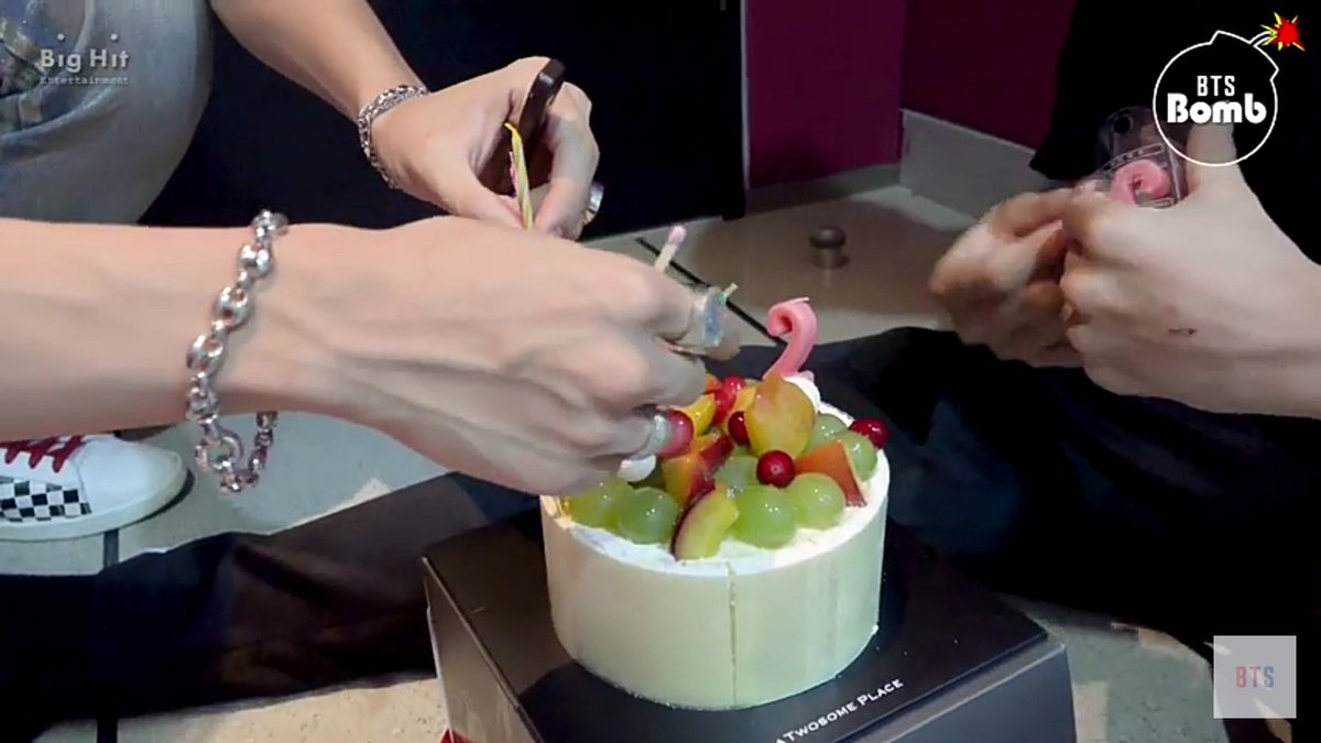 although he has very pretty hands