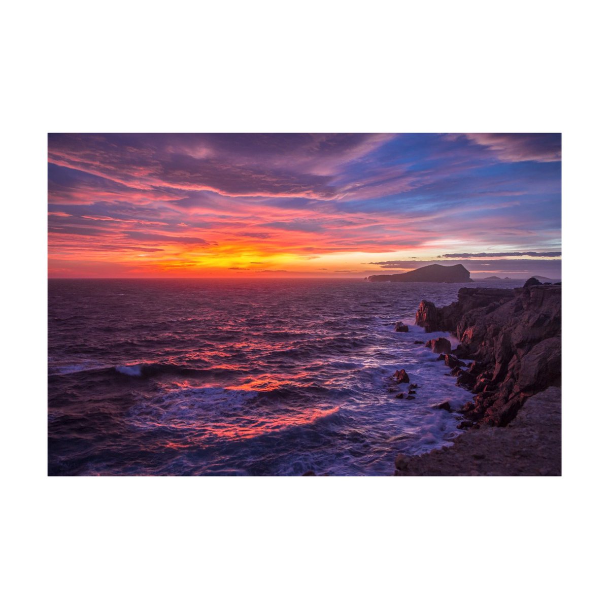 DecodeFor's tweet image. Discover our exclusive
#summer #love #ibizalove #ibiza #travel #france #holiday #sunset #ilemaurice #kuwait #houseaddictive #homes #rent #view #eivissa @i_k_h_villas @decodeformentera #rentalvilla #baleares #party #fashion #spain #wonderful_ibiza #music #ibizalife #esvedra