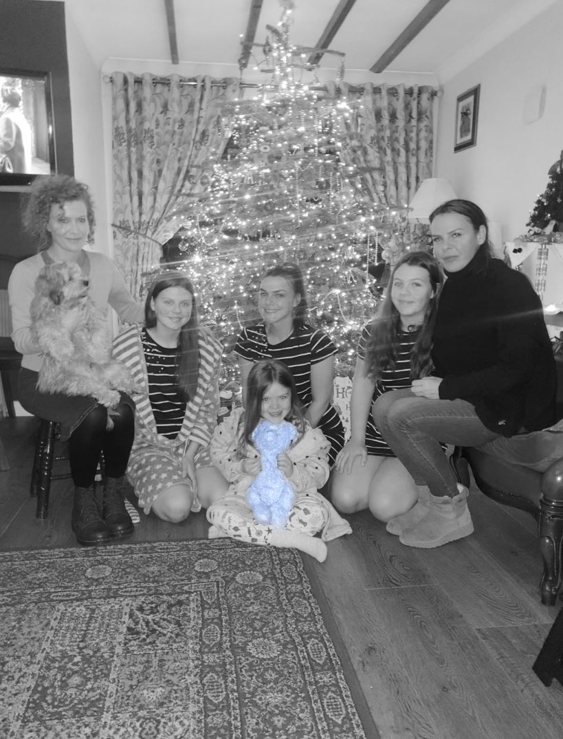 Sophia is holding Noah’s teddy bear in our Christmas 2020 family photo 💙⚡️. He is always with us &amp; always will be. 

We will forever be Noah’s voice. We will NEVER give up on you Noah 💙.

#JusticeForNoah⚖️ 
#RememberMyNoah💙
#NoahsArmy⚡️
#Week27
#FactFromFiction