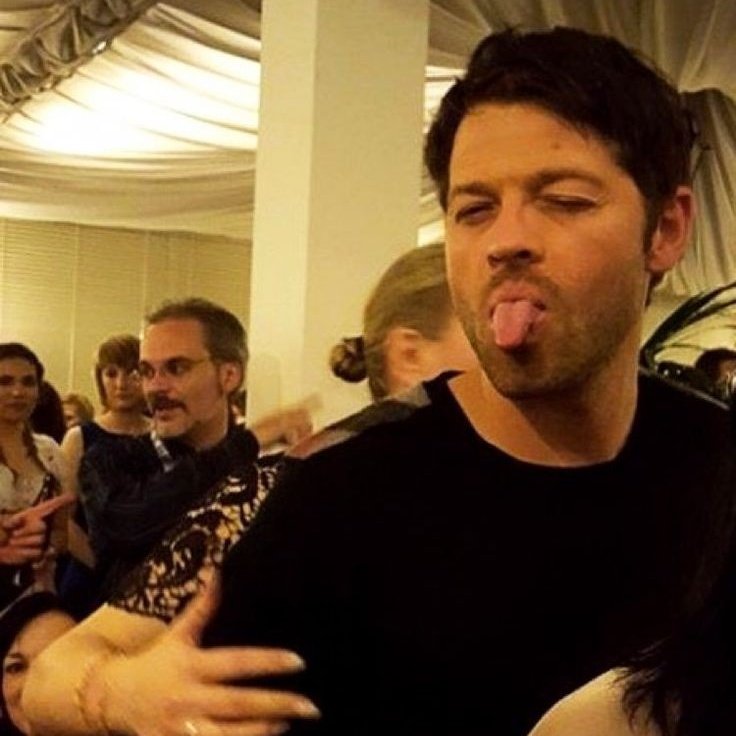 Misha Collins as his kids Maison and West  - a thread