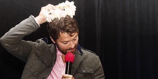 Misha Collins as his kids Maison and West  - a thread