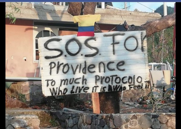 Bjorline's tweet photo. La prioridad en #Providencia son los techos #Enprovidencianosestamosmojando @infopresidencia @Minvivienda @UNGRD @IvanDuque @SusanaCorreaBor https://t.co/m12IjZtpdS