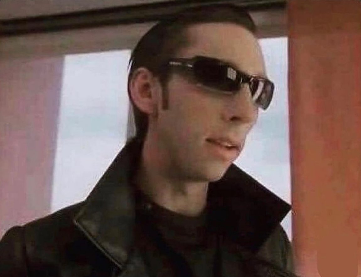 Nobody:

Dudes that say androids are better than iPhones: