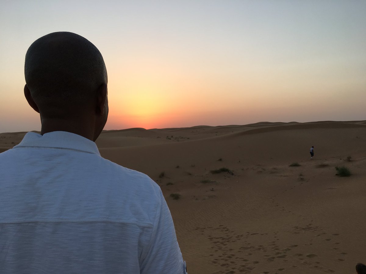 Yelak Biru tweet media