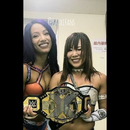 AjBlueBayBelt's tweet photo. Day 459 of #BossNThug photos : To all fan bases of Sasha Banks and Bayley out there, show off your favorite photos (past present and future) of the greatest tag team in WWE! #RoleModelEra #rolemodel #daboss #dalegends https://t.co/8tLO4AbQYr