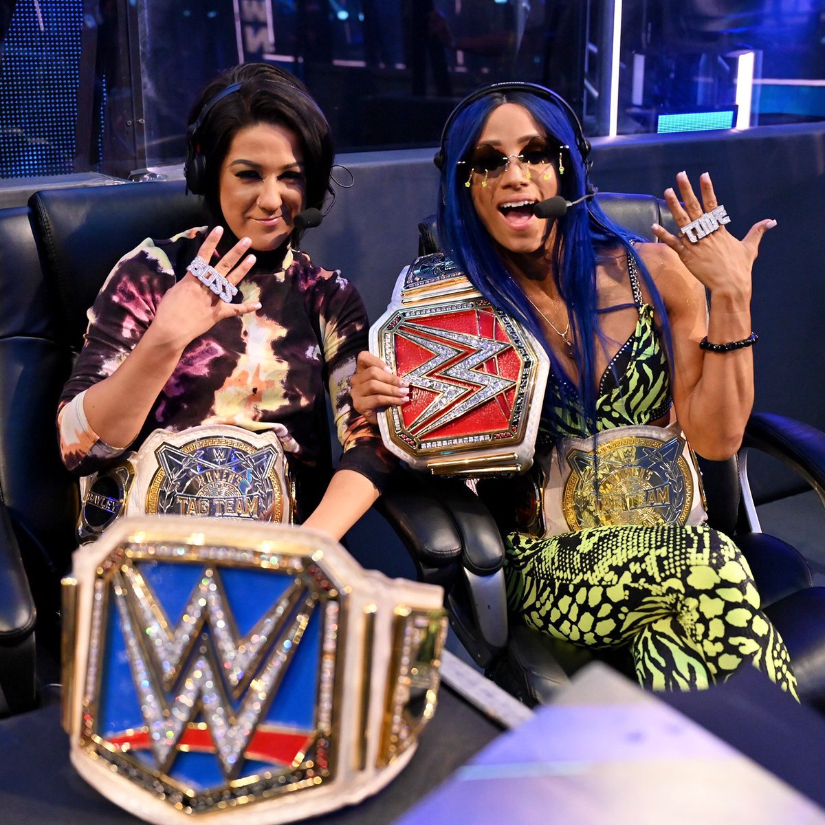 AjBlueBayBelt's tweet photo. Day 459 of #BossNThug photos : To all fan bases of Sasha Banks and Bayley out there, show off your favorite photos (past present and future) of the greatest tag team in WWE! #RoleModelEra #rolemodel #daboss #dalegends https://t.co/8tLO4AbQYr