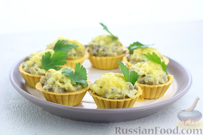 Песочные тарталетки, запеченные с грибами и сыром
.
Подробнее: russianfood.com/recipes/recipe…