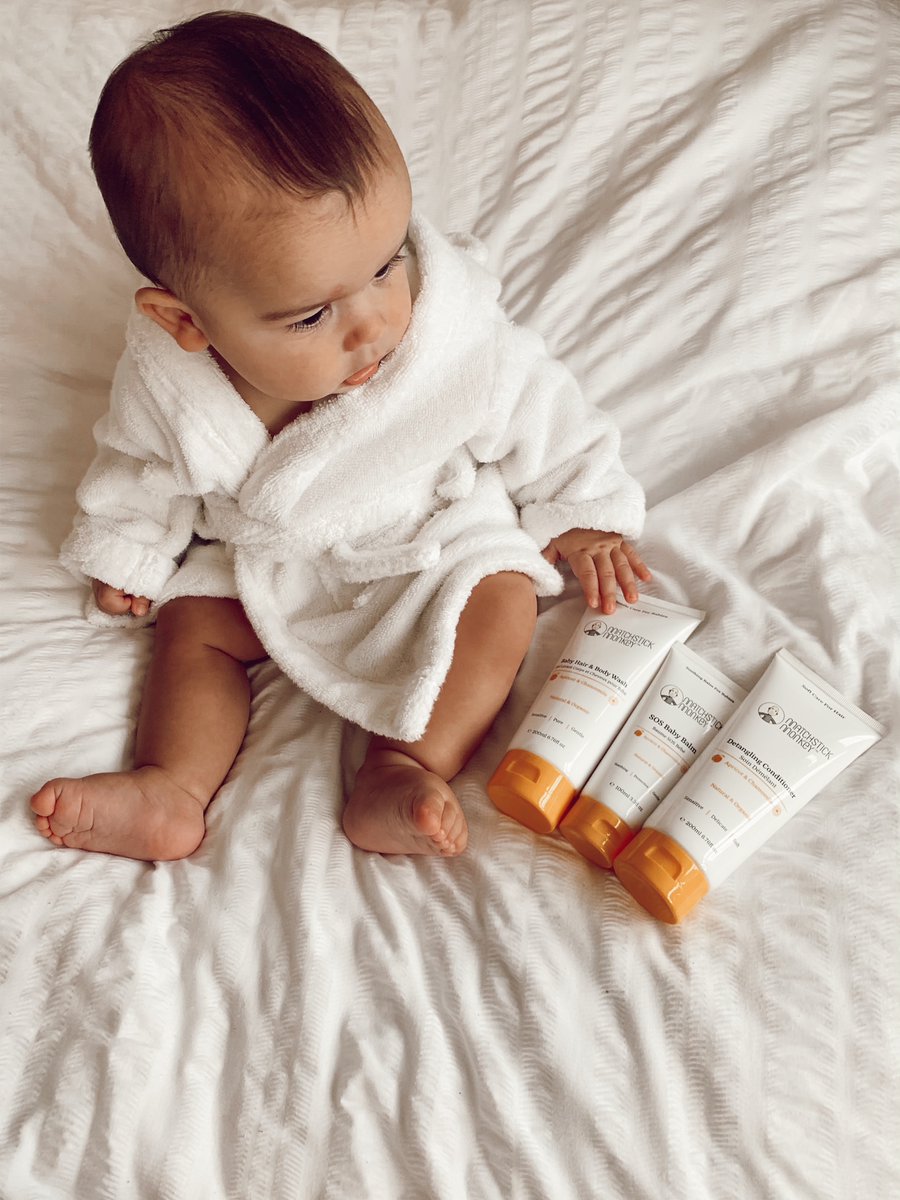 It's self care day over in the @mummy_rocco_rome house! Treat your skin this winter with our Babycare range, full of natural and organic ingredients to make you feel pampered 💕