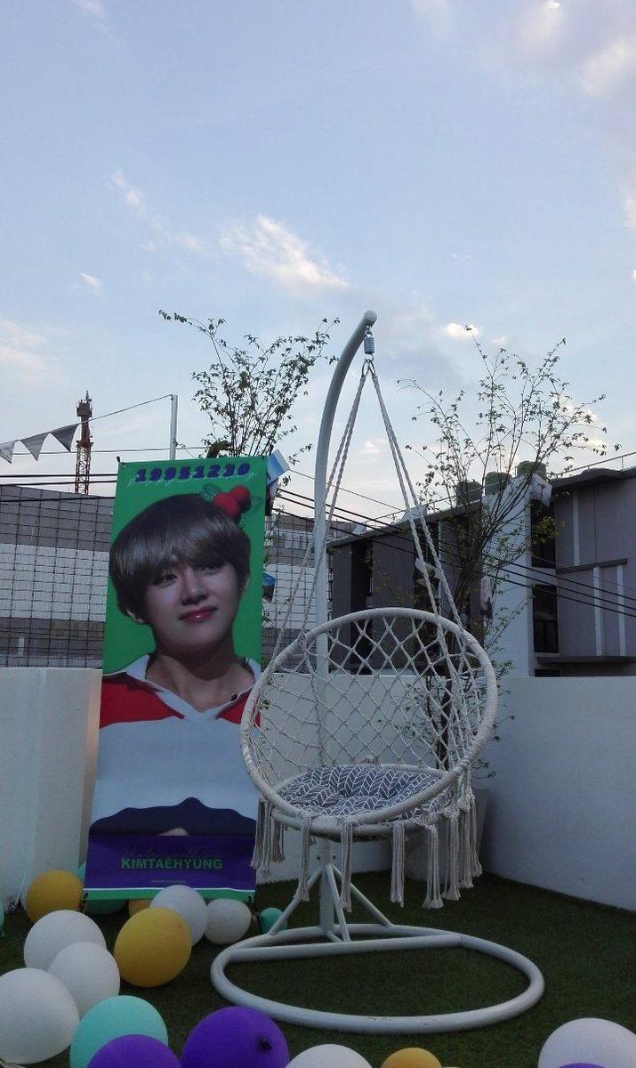 jjaresytae_'s tweet photo. (ลืมลง555)
อยากให้ไปทานที่ร้านนะคะ มีอาหาร เครื่องดื่ม ของว่าง อร่อยมากกก แถมมู้ดดีสุดๆ ส่วนตัวเราชอบดาดฟ้ามาก ทุกคนควรได้สัมผัสบรรยากาศดีๆ 💜🌻
#VecemDay 26 dec 2020
location @quulcafe https://t.co/f97Em3vlj1