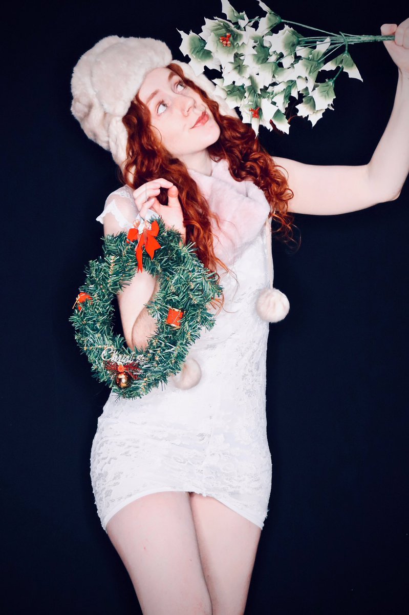 My #patreon has more photos from this set 🥰 patreon.com/KirstyClinch #photoshoot #RedHeadedWoman #selfportrait #selfphotography #littlewhitedress #selfconfidence #becauseyourworthit