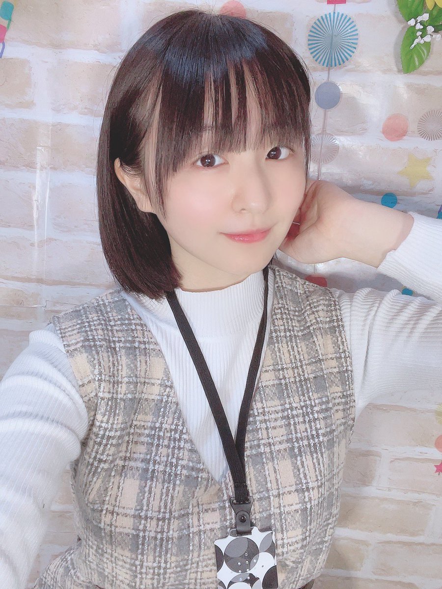 持田 千妃来 Mochida Chihira 髪を更に 切りました 私史上初めての短さ ゲキドル で私が演じている 各務あいりちゃんに寄せました 持田千妃来の代表作として 本腰を入れてます これが私の本気です ゲキドル Gekidol ゲキステ 持田 千妃来 Mochida Chihira 髪を更に 切りました 私史上初めての短さ ゲキドル で私が演じている 各務あいりちゃんに寄せました 持田千妃来の代表作として 本腰を入れてます これが私の本気です ゲキドル Gekidol ゲキステ