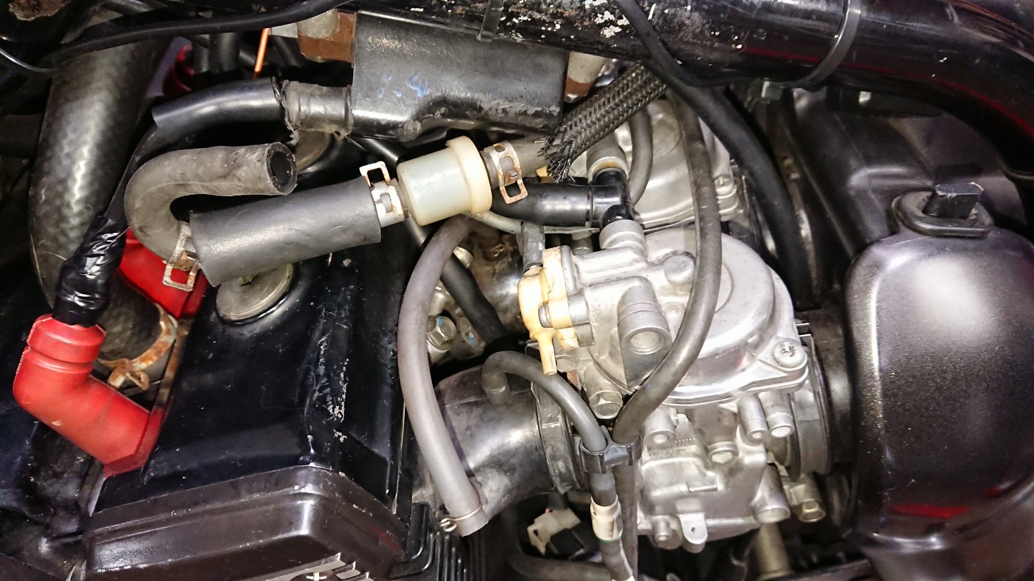 スズキ純正GSX400インパルス用エンジン(K715) キャブ付き　当時物❗️ スズキ GSX400 インパルス 最終型 GK7CA キャブパーツ 希少廃盤