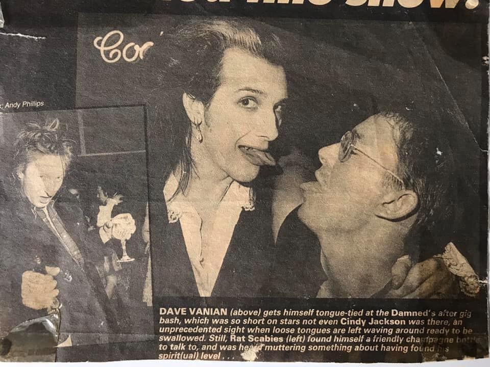 StrangeVanian's tweet photo. #DaveVanian #RatScabies #TheDamed https://t.co/ECU2RhARTX