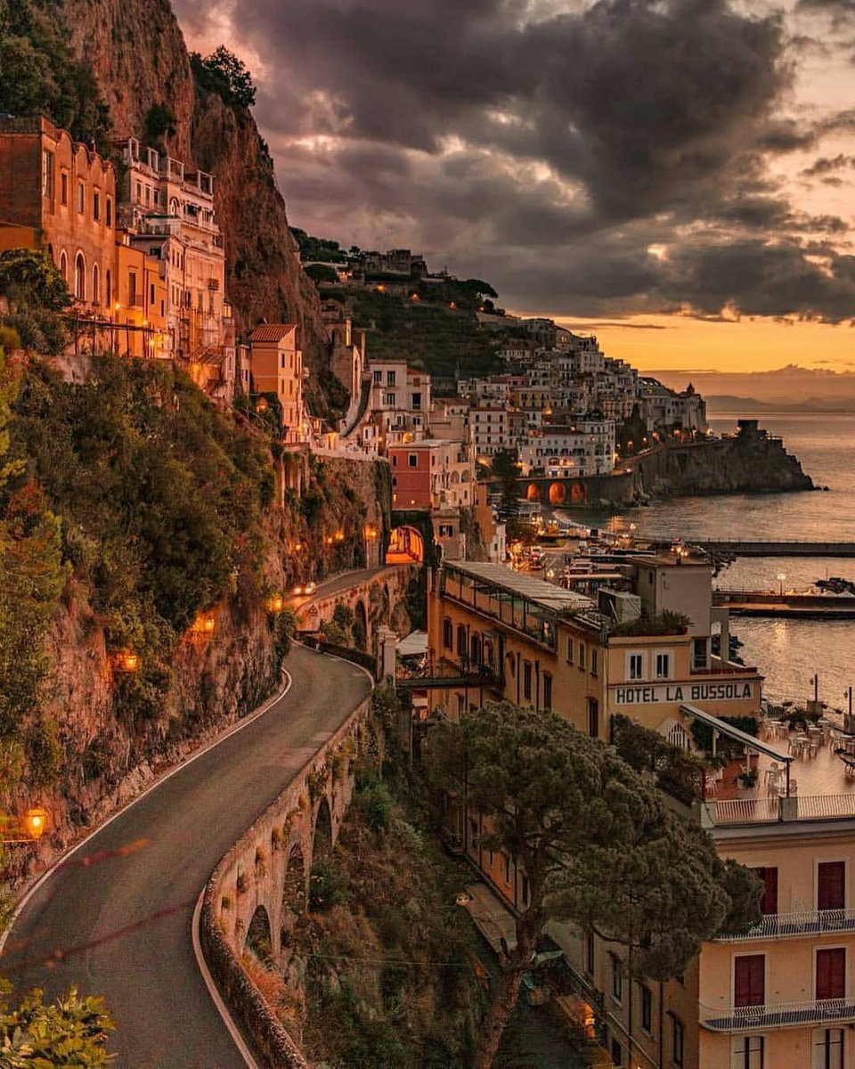 enfesmekanlar's tweet photo. Amalfi,İtalya 🇮🇹 https://t.co/AdrgXEcrhk