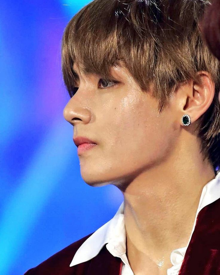 taehyung's pretty honey skin — an ethereal thread