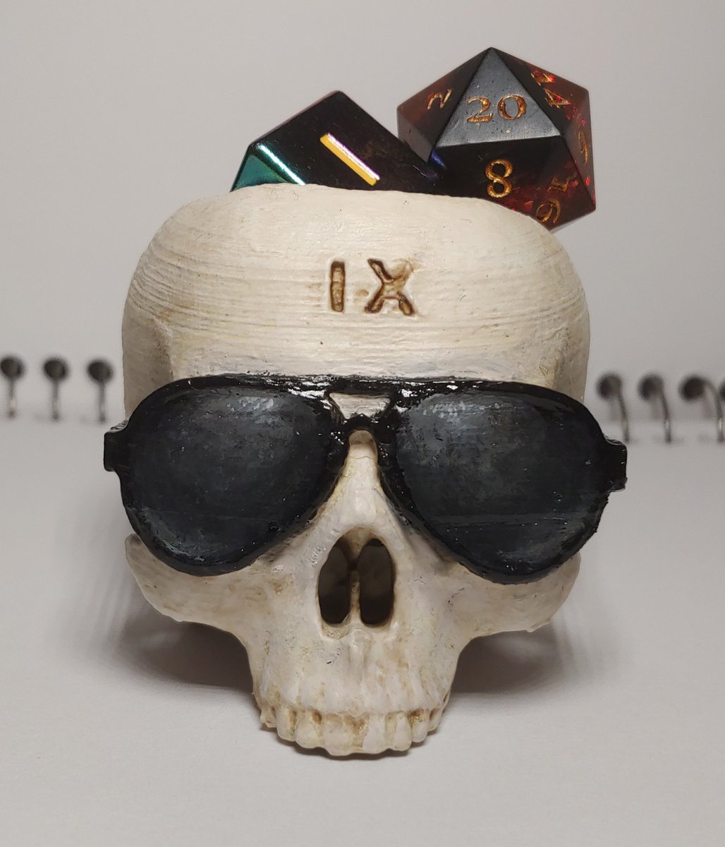 PaulaIsaHunt's tweet photo. This is where my bones go to repent for not following my whims.

A dice "tomb" based off #gideontheninth by @tazmuir .

Click the link if you'd like to 3D print your own. https://t.co/JdW12SmONB https://t.co/00tm9IZswv