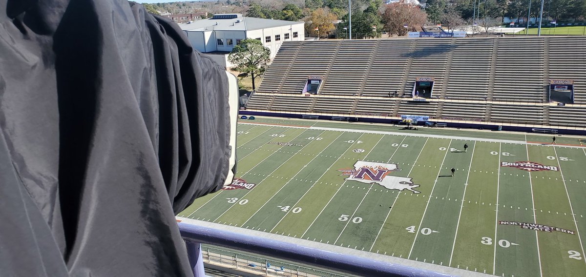BobbyBakerJr2's tweet photo. Another day at the office. LHSAA state championships #LTNglobal #CST #passion #freelancer https://t.co/EA5JEQ3kVj