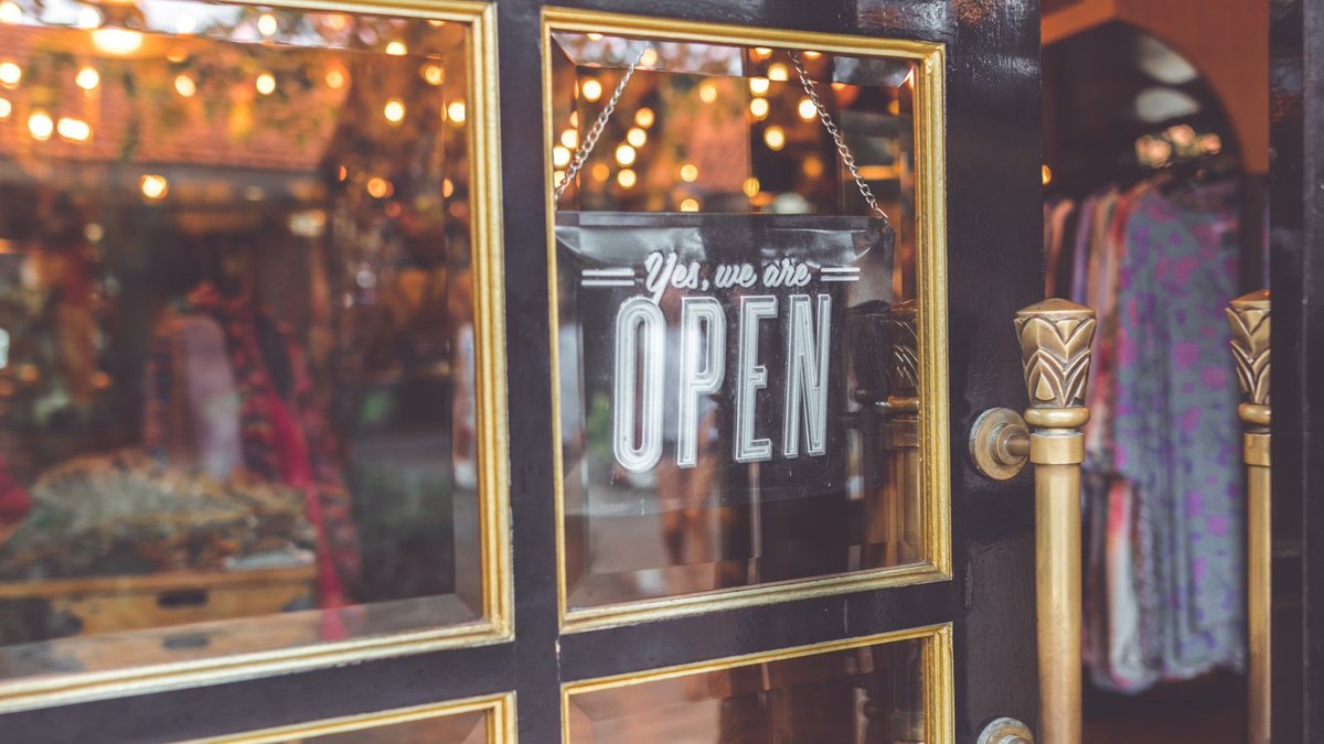 Whether you’re shopping for the perfect birthday present, house-warming gift, wedding gift or something “just ‘cause,” Snohomish County has something for every person and every occasion. ow.ly/M4xg50CTyyg

#supportsnoco #shoplocal #supportsmallbusiness #snohomishcounty