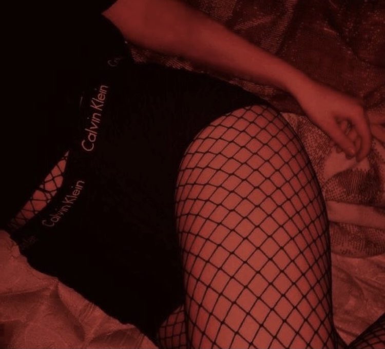 𝟸𝟽;

                         I sᴇᴇ ʀᴇᴅ. 

                 #𝚂𝚎𝚍𝚞𝚌𝚝𝚒𝚟𝚎𝚂𝚞𝚗𝚍𝚊𝚢