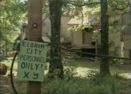 Now, the Aryan Republican Army also hung out at Elohim City, a "Christian Identity settlement" in Oklahoma (per Zeskind). One of their members was for two years roommates with a guy they called "Andy the German," whose full relationship with Timothy McVeigh is still opaque. /7