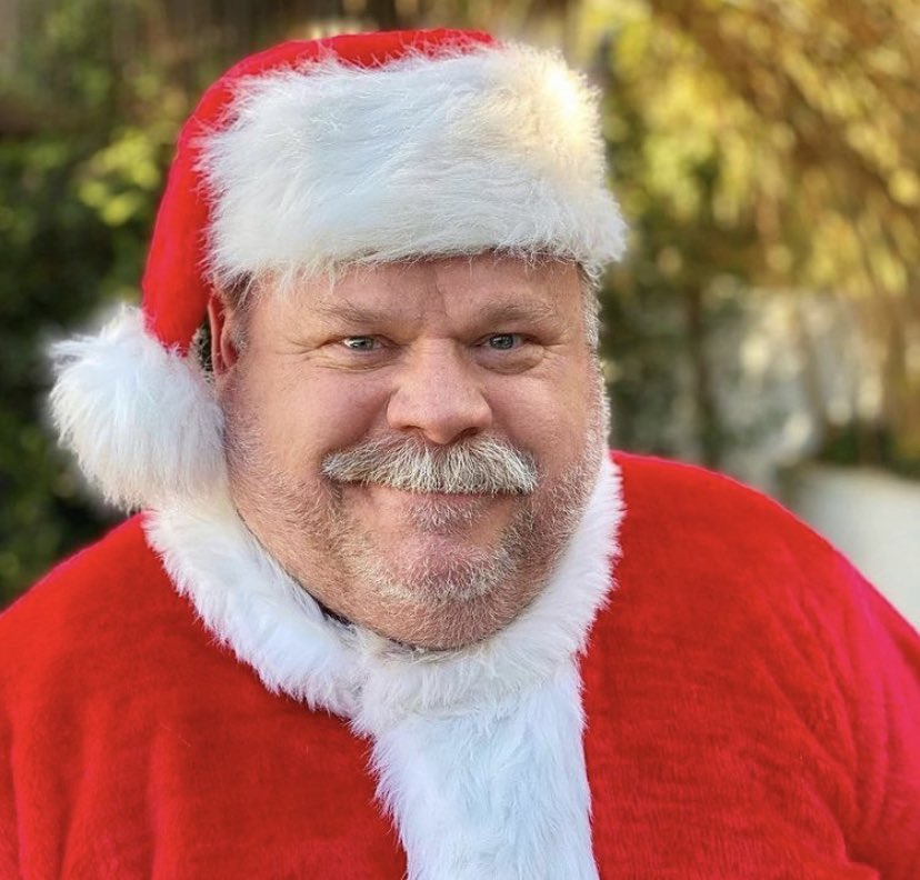 shaeisalive's tweet image. if you see your girl w him, she’s not your girl anymore 😔