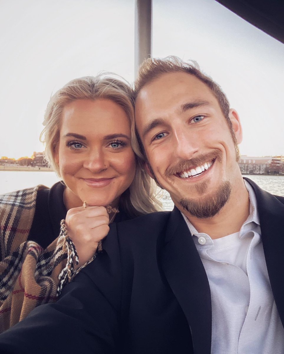 Congrats to assistant coach <a href="/stephenhood4/">Stephen Hood</a> on his engagement last night to <a href="/abbymilliet/">Abby Hood</a> 💍❤️