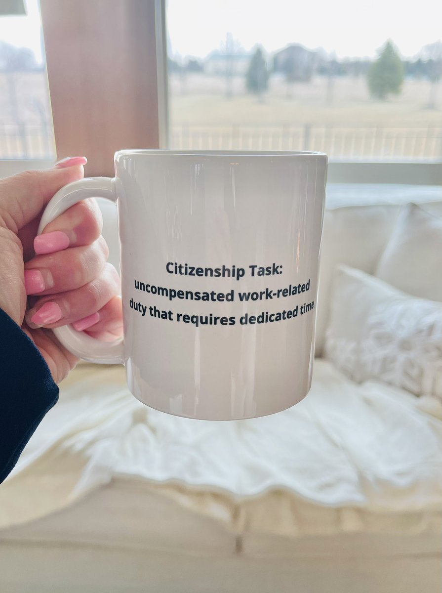RUBraveEnough's tweet photo. Thank you @JulieSilverMD for this amazing Christmas 🎁! 

Our latest pub on gender tax in academic medicine, which showed 🚺 report doing more unpaid ‘citizenship’ tasks than their 🚹 counterparts; &amp; URM🚺 report more tasks than their white 🚺colleagues.

https://t.co/pJSCeOapUv https://t.co/QVeDl5KwXL