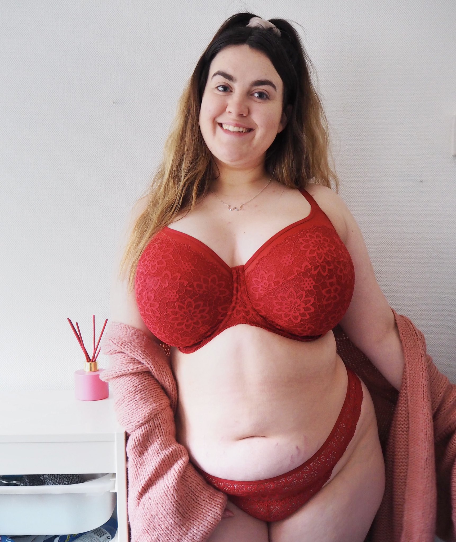 Chloe 🦋 on X: anyway this is the beautiful Jenna bra by  @lovebravissimo in a UK 32JJ it goes all the way up to L cup 👏    / X