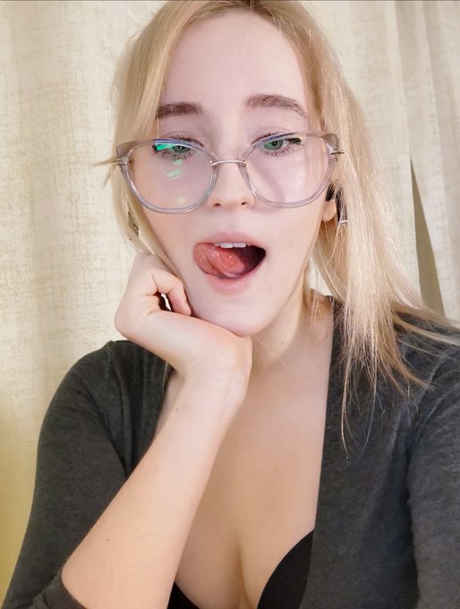 🔴LIVE  (link in bio) https://t.co/3kaoVp3DnC