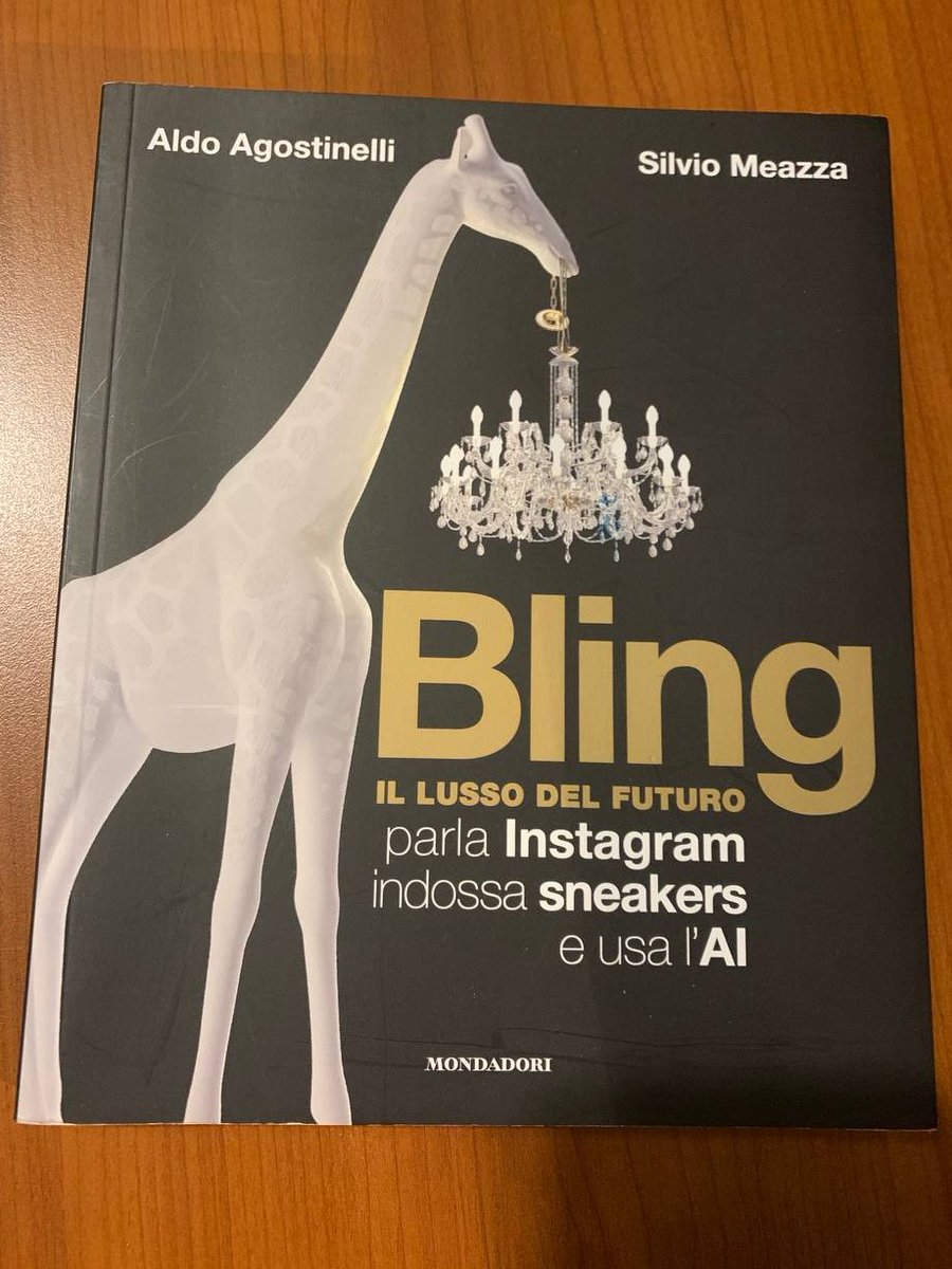 Appena finito. <a href="/AgostinelliAldo/">Aldo Agostinelli</a> e <a href="/silviomeazza/">Silvio Meazza</a>  ci raccontano come il consumatore di oggi è #NoChannel, descrive la sottile linea rossa tra Virtuale, Reale ed Experience e descrive il #lusso come un moto a togliere. 
Bello leggere di #orangefiber e dell'amica <a href="/SantanocitoA/">Adriana Santanocito</a>