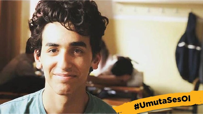 19 yaşındaydı Umut...Kendi yolunda bisikletiyle giderken arkadan çarptı bir maganda ve yardım etmek yerine kaçtı. 
Gencecik bir insanı öldüren katilin aramızda dolaşmasına izin vermeyelim

Siz de #umutasesol 'un