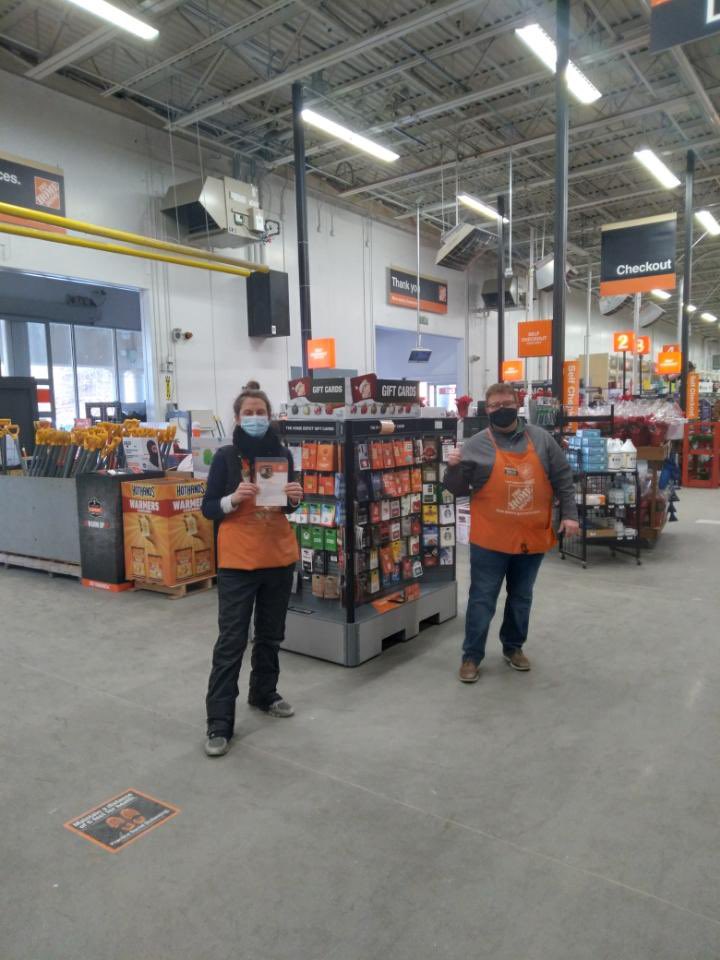 thebirsk's tweet photo. Sue and Kameryn did a great job cleaning the break room and training room. Cleaning the glass and everything else. @EgregoryHD @stevenlongmoor1 @whipplenh #3408proud https://t.co/jBUF16HP1N