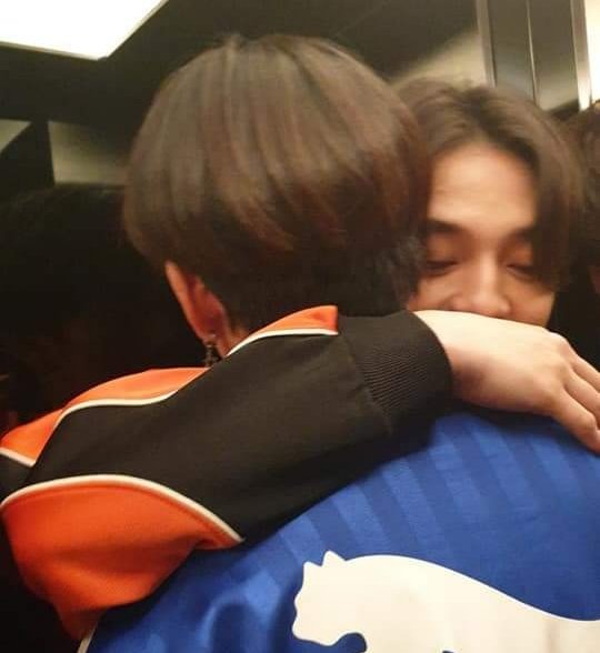 euchopuchai's tweet photo. Copter e Bas, já podem assumir esse namoro ai. 🤧💖
#Sbfive #GenY #GenYTheSeries #CopBas https://t.co/plelrfkDPO