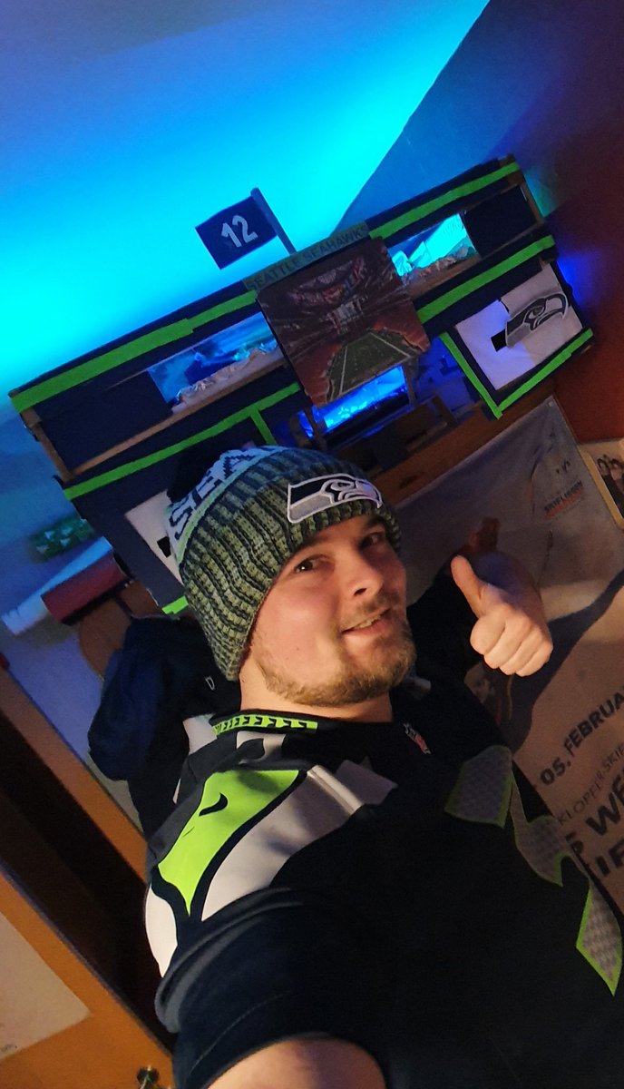 #ranNFL #12s #seahawks #GoHawks <a href="/Icke41/">Icke Dommisch</a> mal schauen was heute Abend so geht! BAWK DRAUF #LARvsSEA