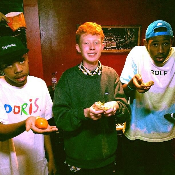 itsOddFuture's tweet photo. earl sweatshirt, king krule, and tyler the creator https://t.co/mUduwfvqwM