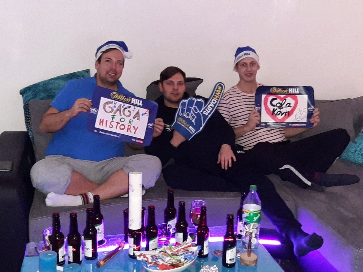 Was glaubt ihr, gewinnt Clemens gegen den Ratajski? #fragjana #DartsWM