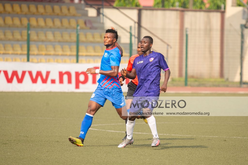 Akanni Elijah appreciation tweet, cos my player critic is on him so make I start Dey apologize now oh.