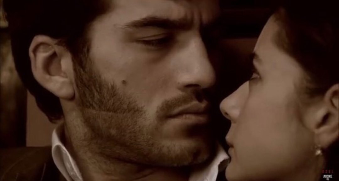 kimse sen gibi olamadı değil,
kimseyi senin yerine koyamadım ben.