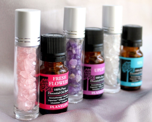 Which roll-on aroma would you wear Fresh Flowers, Uplift, or Spa?

Shop here: ow.ly/WJuZ50CSwo0
#plantlife #qotd #aromatherapy #rollon