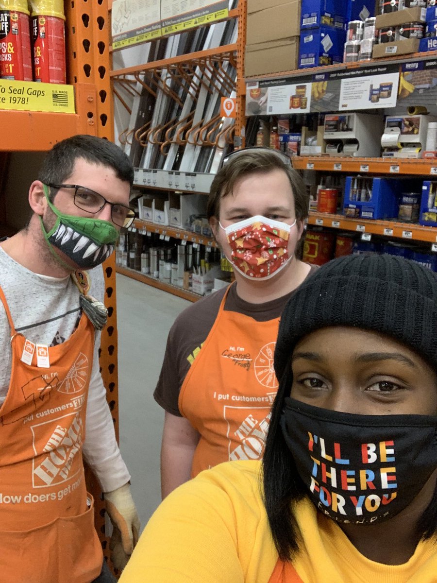 Colorful mask day here at Ridley #4142 ⁦@RidleyHomeDepot⁩ ⁦@wxw430⁩ @BiggDogg4142