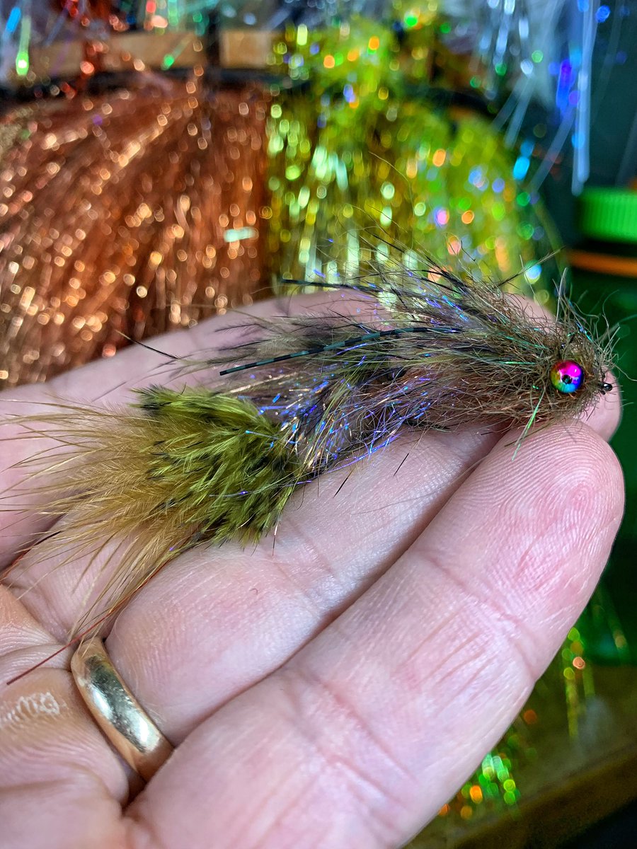 Triple articulated peanut envy! #streamerjunkie #streameraddict #stripset #streamereater #streamerfishing #strippingstreamers #stripstripboom #wildtrout #wildbrowntrout #browntrout #flyfishing #fishing #flytying #catchandrelease #trout #troutfishing #flyfishingaddict