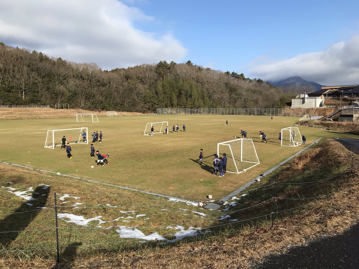 ট ইট র グリーンミュージアム神郷温泉 岡山県新見市 合宿プラン全力推し中 グリーンミュージアム神郷温泉では昨日から２泊３日でサッカー ジュニアユースのアブァンサールfcチームの冬合宿です 先般の寒波の雪が溶けて次に数年に一度の寒波がくる間の最高の
