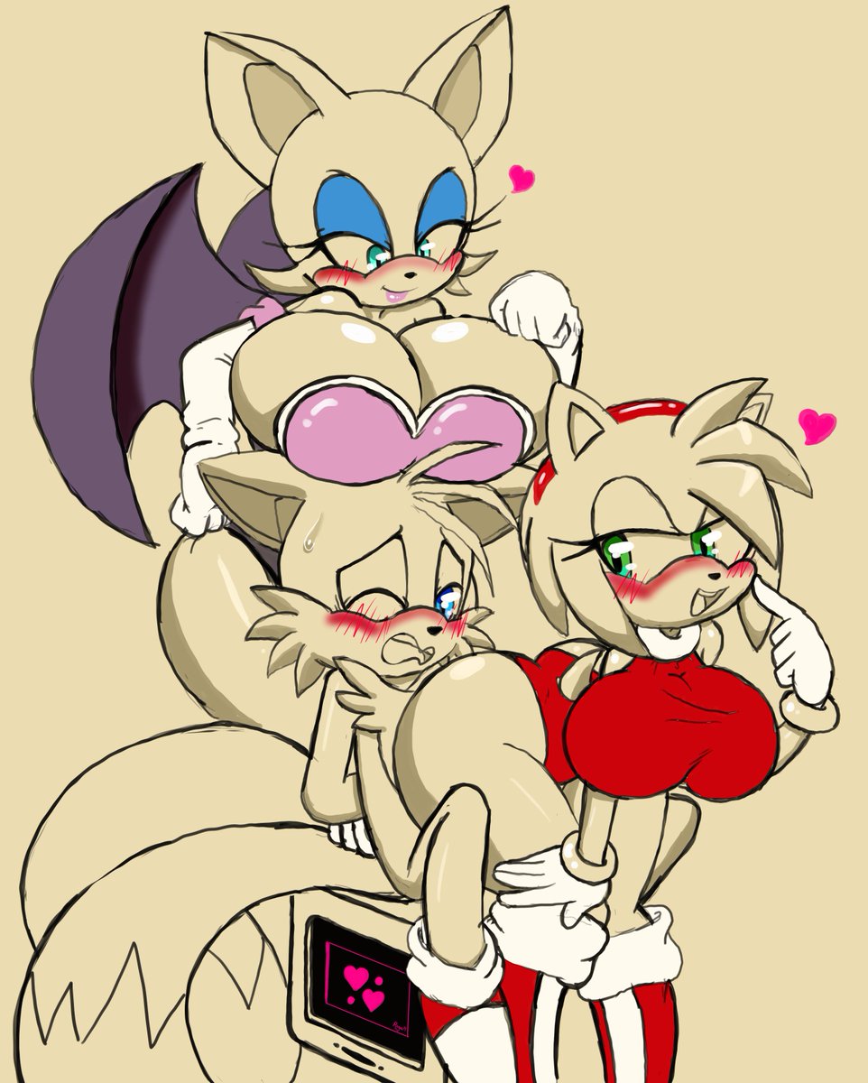 Roga141's tweet photo. Oops heres a sketch I forgot to post
#sonic #amyrose #Rougethebat #tails https://t.co/PACfza4vBj