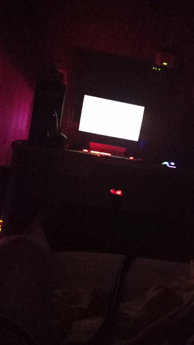 AzevedoPk1's tweet photo. Salve, o que acham interessante em lives?
#twitch #twitchstream #live #livestream #gameplay #play #steam
#netenho #pubg #pcgamer #pc #PLAYERUNKNOWNSBATTLEGROUNDS #Pubglite #games https://t.co/smp1lAxx0z