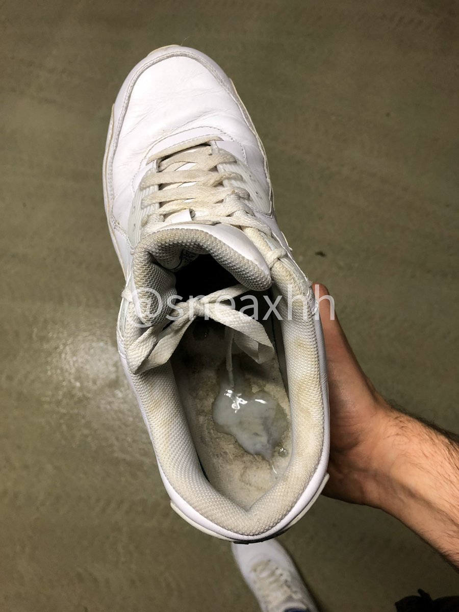 sneaxffm's tweet photo. I love to fuck my #sneax 👟 who lick my cum? 

#alpha #gayproll #gay #sox #sneax #scally #gaydom https://t.co/woYCgtNygk